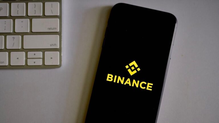 Binance’ten ilginç başvuru: Lisans iptali istedi